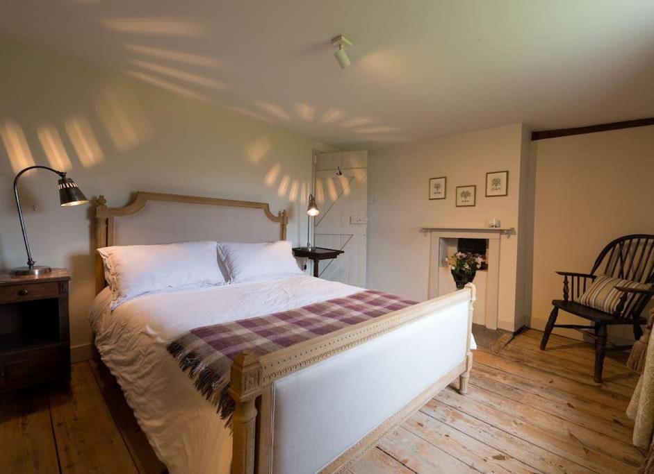 Navigation Cottage On The Historic Sea Lock Overlooking The Nature Reserve Maldon Eksteriør billede