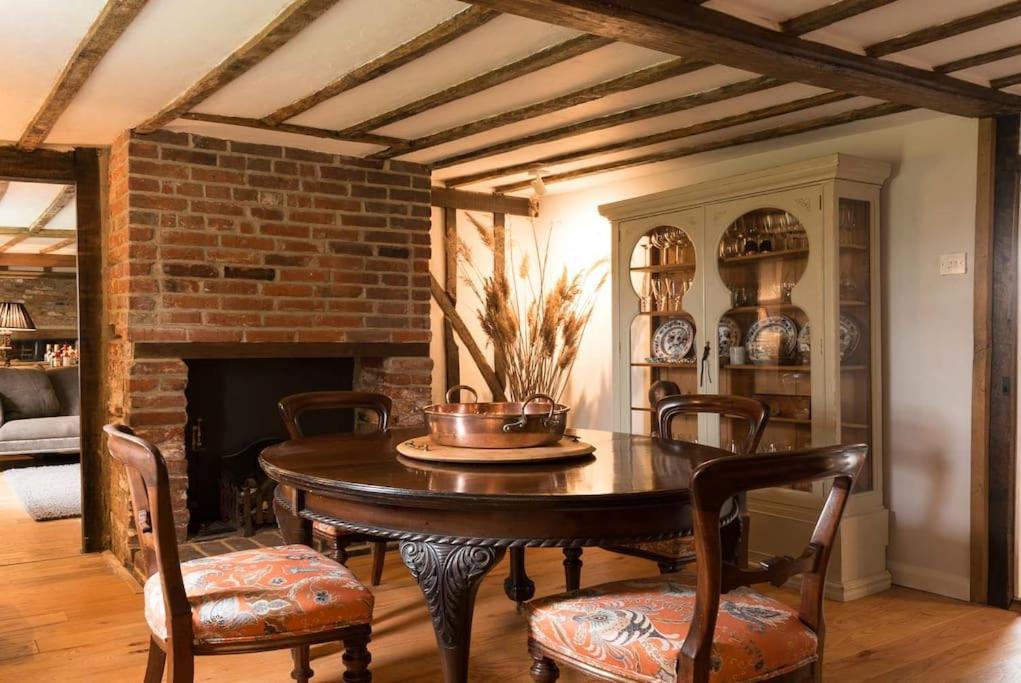 Navigation Cottage On The Historic Sea Lock Overlooking The Nature Reserve Maldon Eksteriør billede